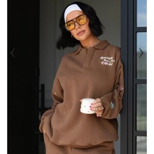 Avery Woods x Mayfair Group Collard Sweatshirt 🤎